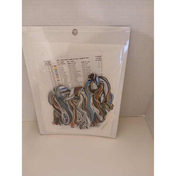 Crossstitch needle point wolf family wall art 11" x 16" - Picture 5 of 5